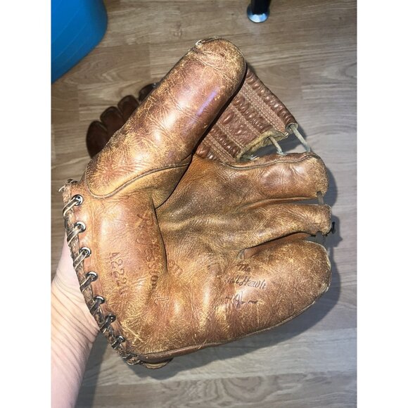 Vintage Wilson A2104 & A2220 Prof. Ball Hawk Enos Baseball Gloves Left Hand - Picture 3 of 7